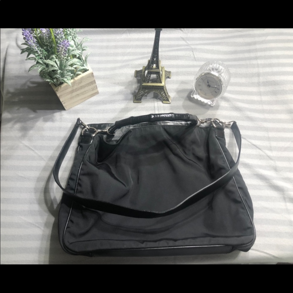 Gucci bamboo shoulder bag